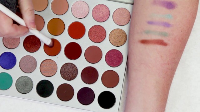 'New!!! Morphe Cosmetics and Jaclyn Hill Eyeshadow Palette Review and Swatches'