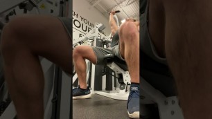 '150lb shoulder press machine'