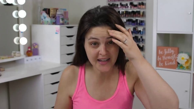 'LIVE CHAT: Why I\'m Canceling Jaclyn Hill Cosmetics'