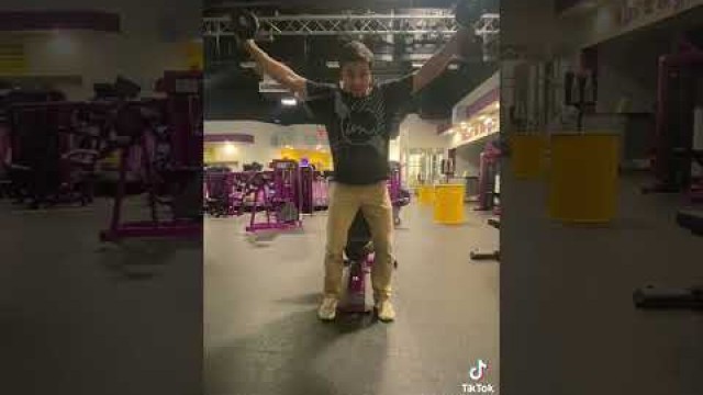 'Shoulder Workout at Planet Fitness (New Year)#planetfitness #shoulders #gym #motivation'