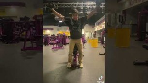 'Shoulder Workout at Planet Fitness (New Year)#planetfitness #shoulders #gym #motivation'