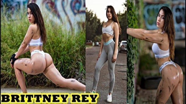 'Brittney Rey - fitness Babe / The Best Butt Exercises Ever'