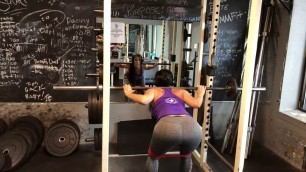'Fitness Babe doing Good Morning’s'