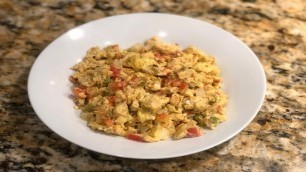 'Huevo a La Mexicana/Mexican Style Eggs'