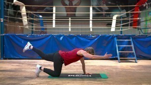 'PUNCH FITNESS ALIVE Bauch & Rücken Kurs mit Rebekka - home workout - 30min'