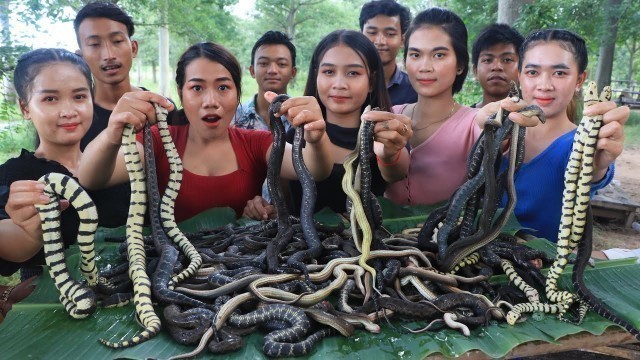 'Amazing cooking and eating water snake grilled with chili recipe - Cooking skill'