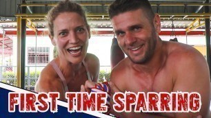 'FEMALE MUAY THAI TRAINING (FIRST TIME SPARRING) 17-10-2019 | FITNESS STREET VLOGS'