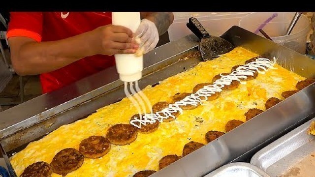 'Singapore Night Markets Return with Street Food'