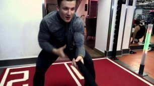 '10 MINUTE WORKOUTS | SLEIGH WHAT? | DW FITNESS FIRST'