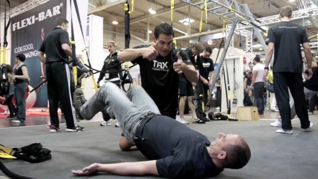 'Fitness Übungen TRX Suspenion Training auf der Fibo'