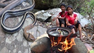 'Life skill Catching Snake in Forest for food - Cooking Snake Soup Tasty and eater'