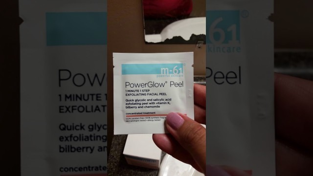 'Burberry m61 power glow face pads'