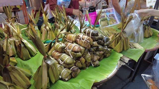 'Thai Street Food At Bangkok Weekend Night Market'