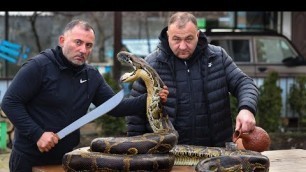 'SNAKE on the GRILL. Snake shish KEBAB | GEORGY KAVKAZ'