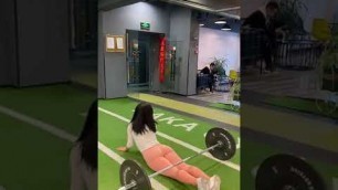 '#Shorts Sexy Asian Fitness Girl'