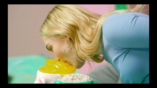 'ZOMBIES | Brain Food Challenge | Disney Channel Asia'