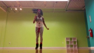 '\"Uptown Funk\" by Mark R ft. Bruno Mars - dance fitness choreo by Adyctive Fitness'
