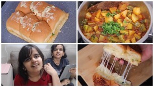 'Indian Evening Snack to Dinner Routine | Pull Apart Garlic Bread | Aloo Pumpkin Curry Recipe'