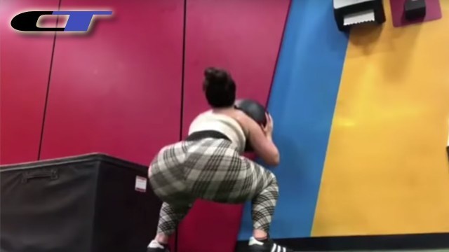 'PLUS SIZE FITNESS FEMALE MOTIVATION (Big Bottom Behavior)'