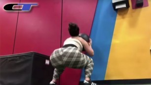 'PLUS SIZE FITNESS FEMALE MOTIVATION (Big Bottom Behavior)'