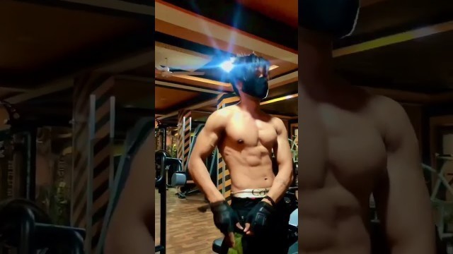 'sochti hogi barbad ho Gaya