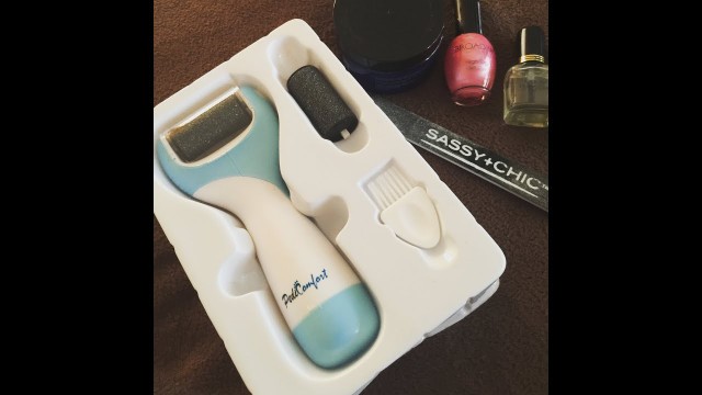 'SKIN CARE: PediComfort Electronic Pedicure Foot File Review'