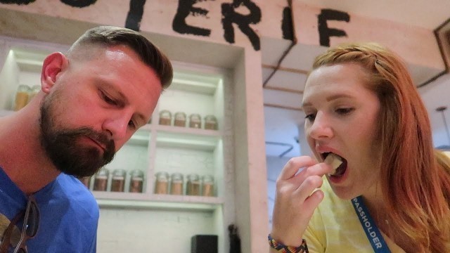 'A Trip To Universal Orlando CityWalk To Eat At Vivo Italian Kitchen! | Theme Park Food Review'