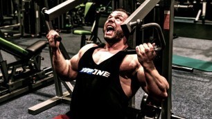 'Krasse GAINS durch neue Griffe! Adolfs Rücken Workout'