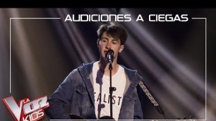 'Marcos Balmori canta \'Lucha de gigantes\' | Audiciones a ciegas | La Voz Kids Antena 3 2019'