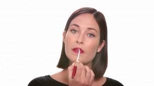 'How-to: Apply Lip Fixation Lip Stain/Gloss | jane iredale'