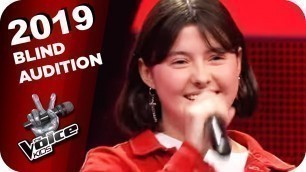 'BTS - The Truth Untold (Evelyne) | The Voice Kids 2019 | Blind Auditions | SAT.1'