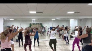 'QUE SUENEN LOS TAMBORES / CARDIO DANCE FITNESS / ZUMBA FITNESS'