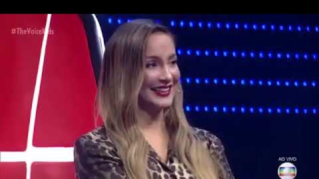 'Luiza Barbosa canta Força Estranha no The Voice Kids 2019'