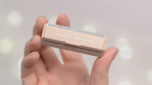 'Invisimatte Blotting Paper Fenty Beauty Review & Demo | CORRIE V'