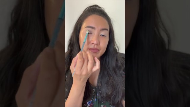 'Easy Makeup Look with Emani Vegan Cosmetics #shorts'