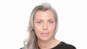 'Create a Neutral Earth Toned Makeup Look with jane iredale | LovelySkin'