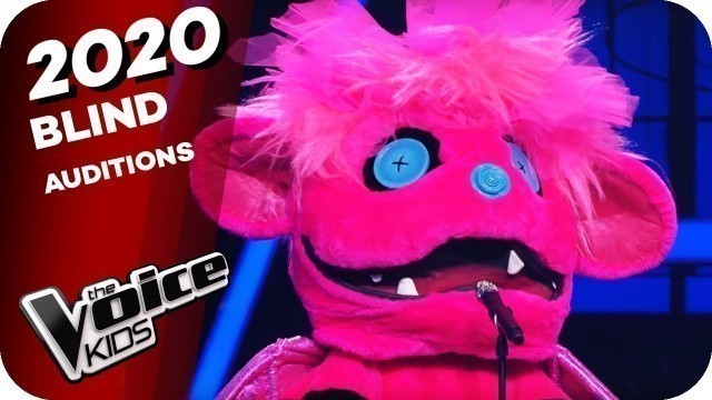 'Ariana Grande - 7 Rings (Monsterchen) | The Voice Kids 2020 | Blind Auditions'