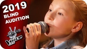 'Disney\'s \"Pinocchio\" - Wish Upon A Star (Idalia) | The Voice Kids 2019 | Blind Auditions | SAT.1'