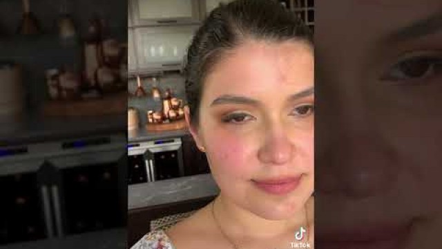 'Feeling green #makeup #makeuptutorial #eyeshadow #kyliejenner #kyliecosmetics #kkw'