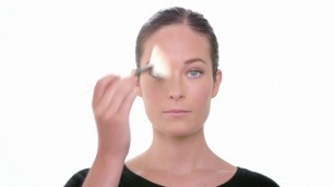 'How to Apply So-Bronze Mineral Powder Bronzer | jane iredale'