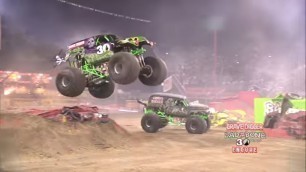 'Monster Jam World Finals XIII Encore 2012 - Grave Digger 30th Anniversary'