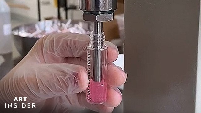 'How Vegan Makeup Products Are Satisfyingly Made'