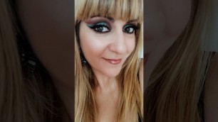 'CUT CREASE CON SOMBRAS DE LETHAL COSMETICS #cutcrease #lethalcosmetics #makeup #shorts'