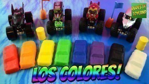 'Aprende los colores con camiones monstruos // Learn Spanish colors with monster truck play doh'