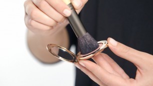 'How to Apply Blush with jane iredale | LovelySkin'