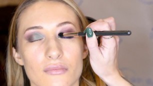 'Jane Iredale - Let\'s Party Makeup Kit Tutorial'