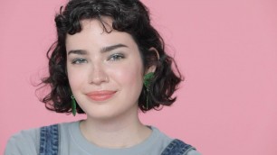 'Playing With Colour Using Vegan Makeup Ft LaMadelynn'