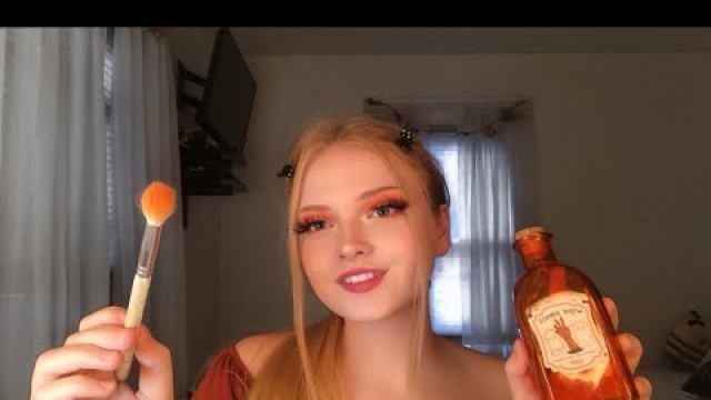 'ASMR ~ DOING YOUR HALLOWEEN MAKEUP (ROLE-PLAY)