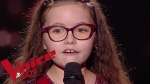 'Serge Lama - Je suis malade | Emma | The Voice Kids France 2018 | Blind Audition'