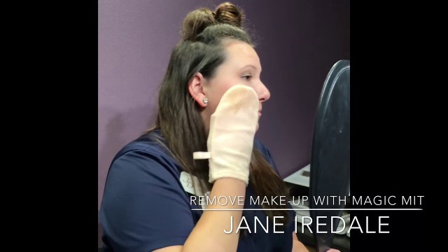 'Ace Make-Up Tutorial Jane Iredale'